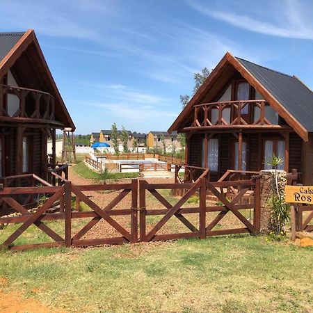 Cabanas Rosmar Colón エクステリア 写真